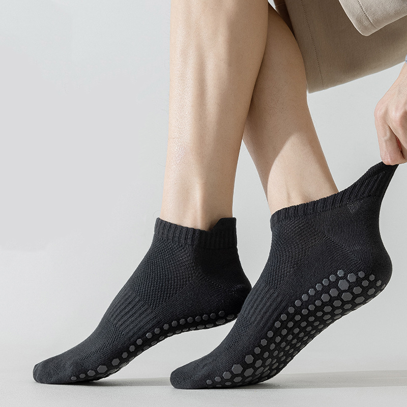 Trampoline Park Sock - 1pair/4pairs Black White Gray Trampoline Yoga