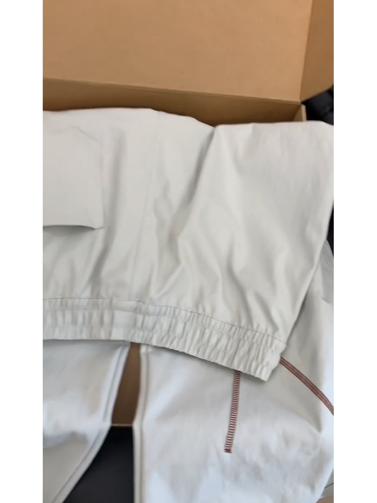Light Grey Water-Resistant Has - Outdoor Sports Umbrella 评论和价格